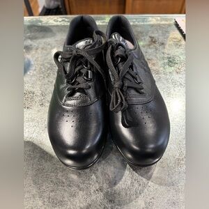 SAS Black Leather Lace-Up Oxfords